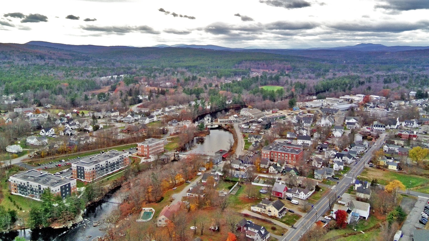 Aerial photograph of Goffstown New Hampshire - Town Portrait